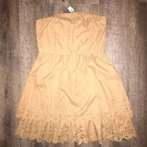 Ya Los Angeles Strapless Dress: Large